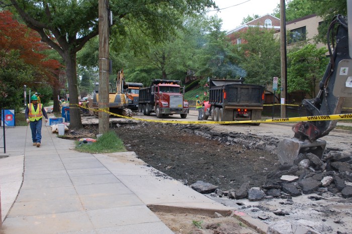 MacArthur Main Break Paving 5-20-17 DSC_0843